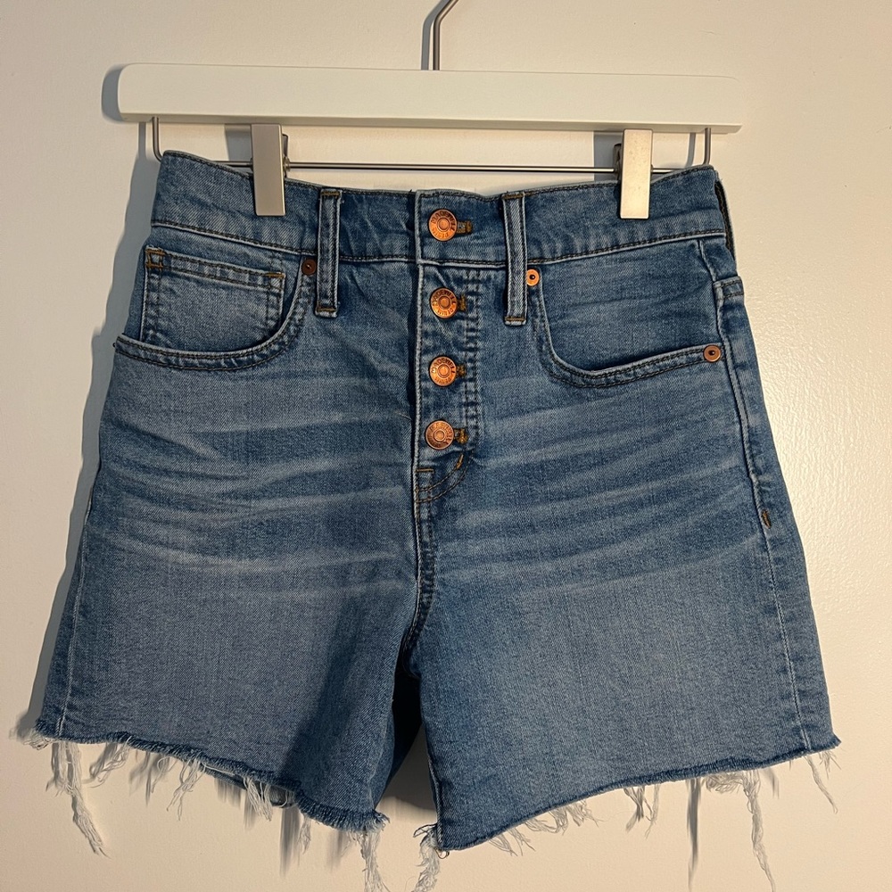 Madewell High Rise Button-Up Raw Hem Denim Shorts - Picture 1 of 4